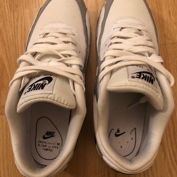 Nike Air Max 90’s with Swarovski Crystals Swoosh - Picture 7 of 9